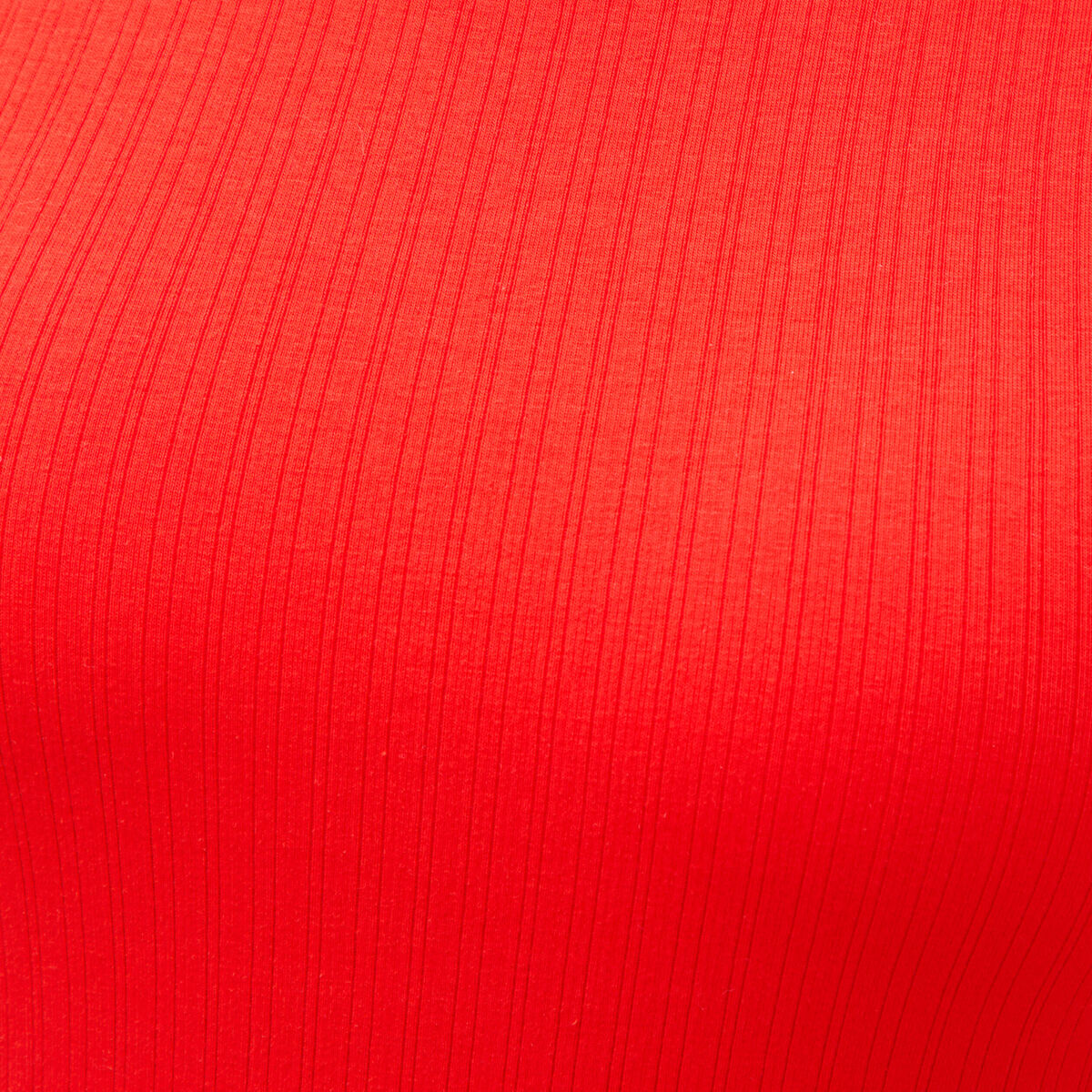 D&eacute;bardeur 2 en 1 avec brassi&egrave;re int&eacute;gr&eacute;e rouge femme