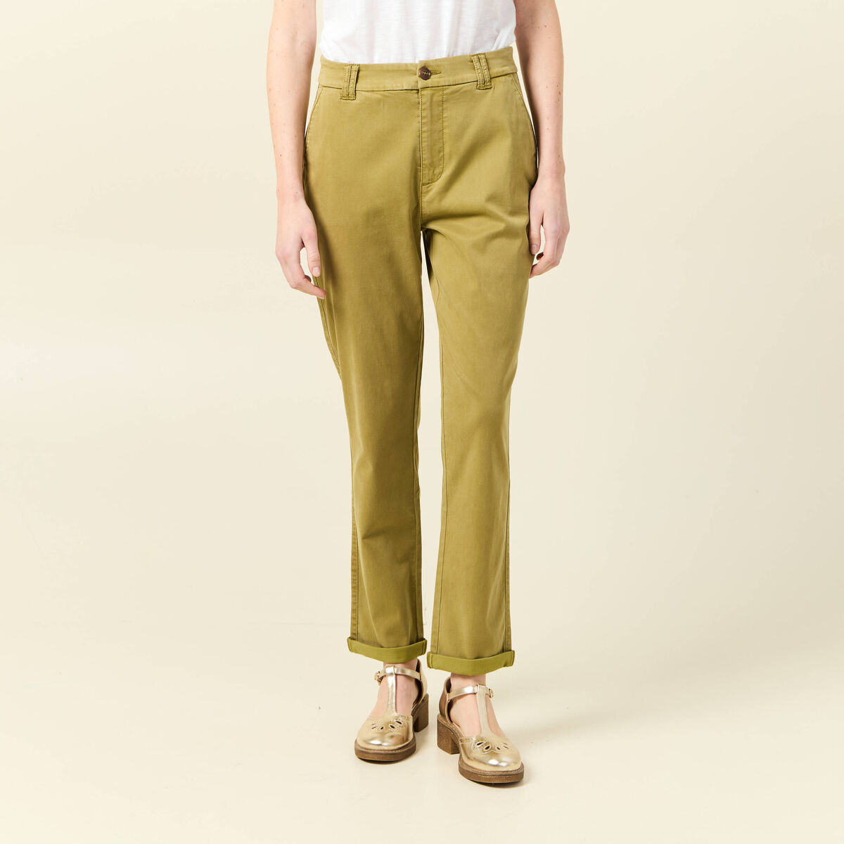 Pantalon chino cigarette vert olive femme