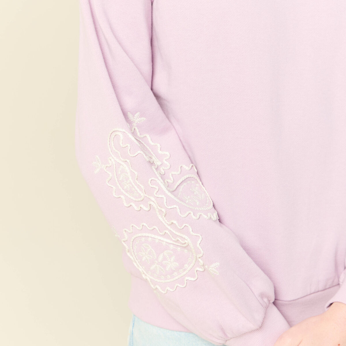 Sweat droit court col rond en coton parme femme