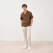 Chemise manches courtes col tailleur taupe homme