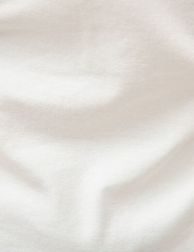 T-shirt cintr&eacute; col rond manches courtes ecru femme