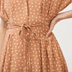 Robe fluide col v manches courtes marron clair femme