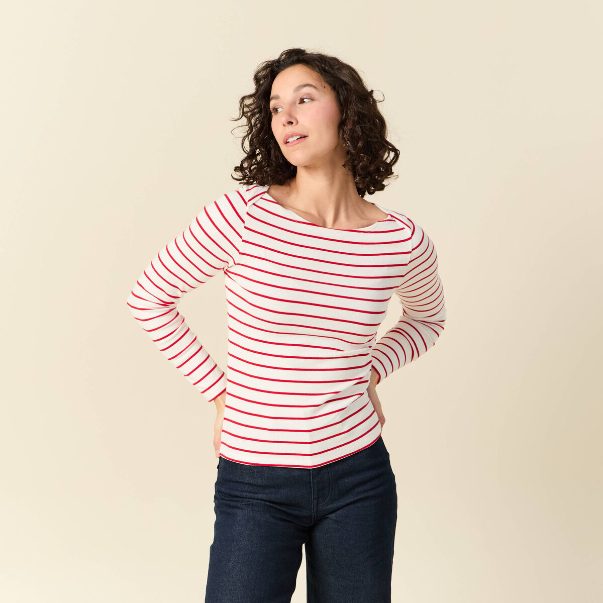 T-shirt ray&eacute; ajust&eacute; manches longues rouge femme