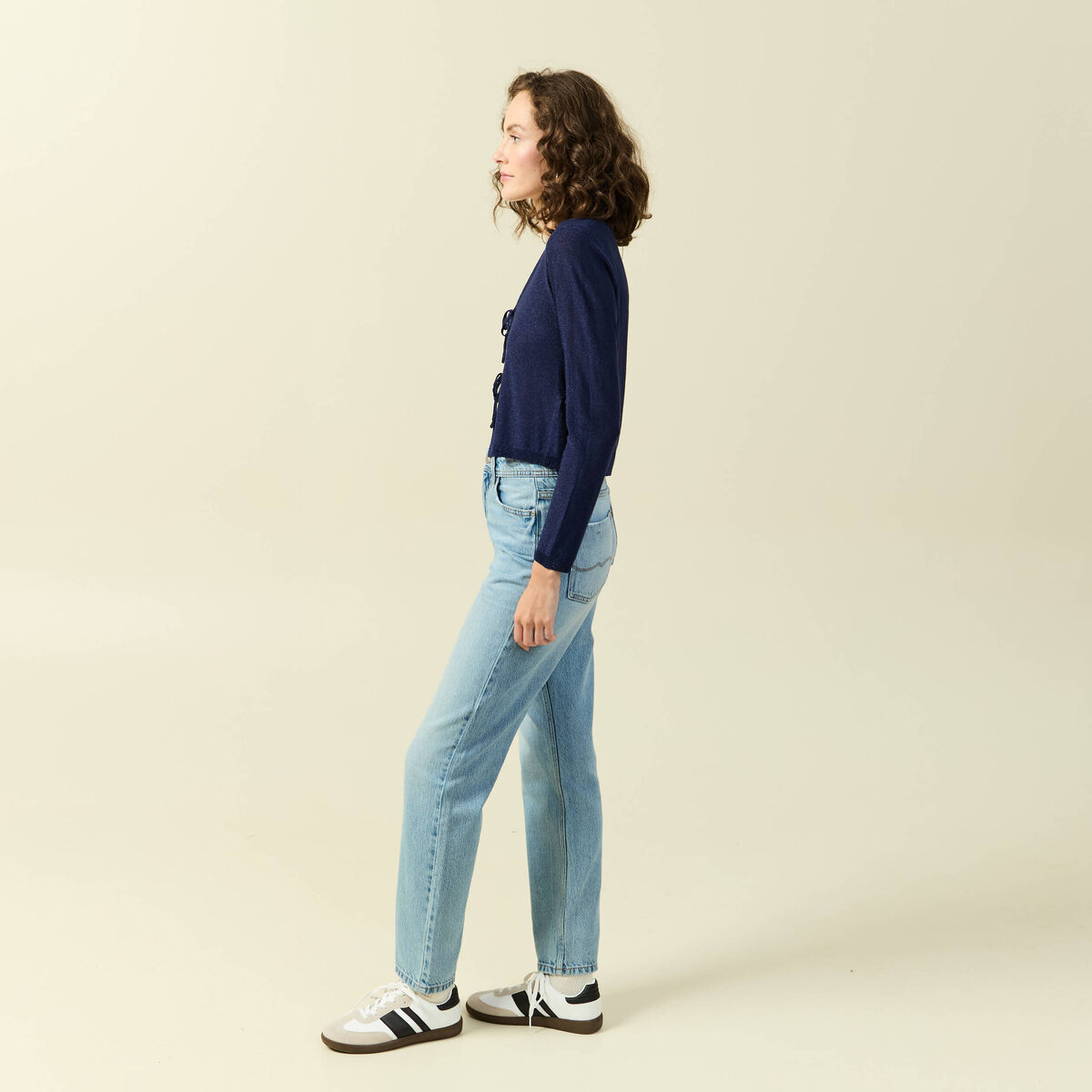 Gilet droit court manches longues bleu marine femme