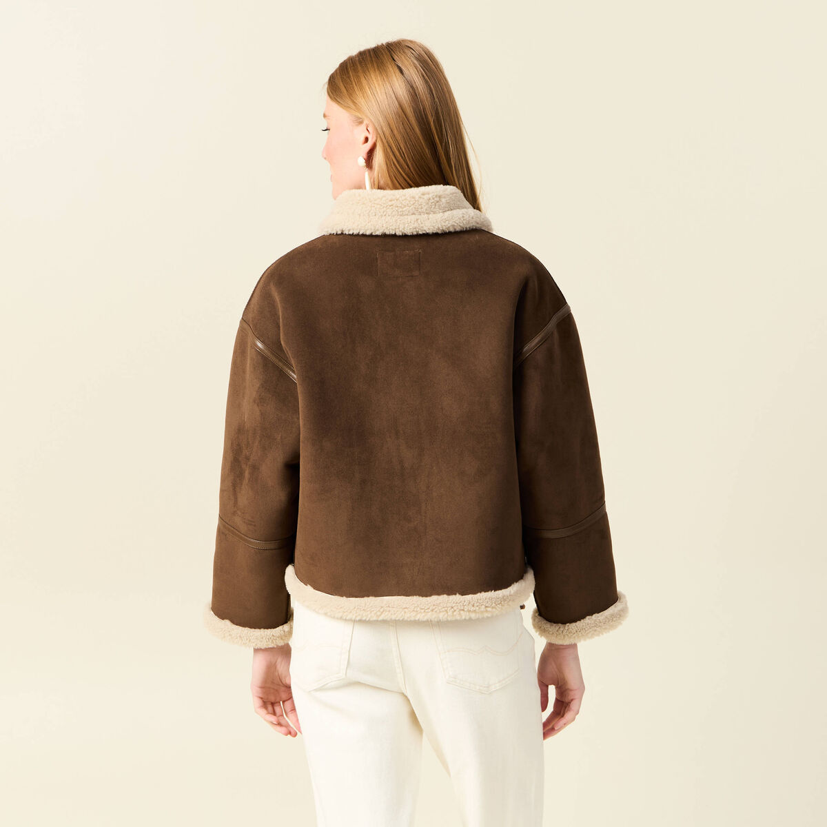 Manteau oversize court col classique marron fonc&eacute; femme