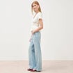 Blouse cintr&eacute;e col v manches courtes ecru femme