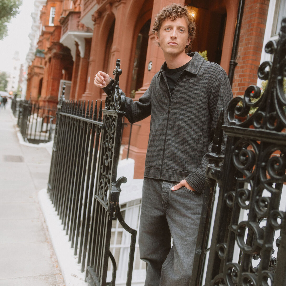 Veste oversize courte col classique gris fonc&eacute; homme