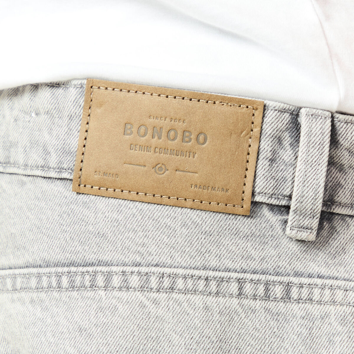 Jeans large 5 poches longueur 32 denim gris clair homme