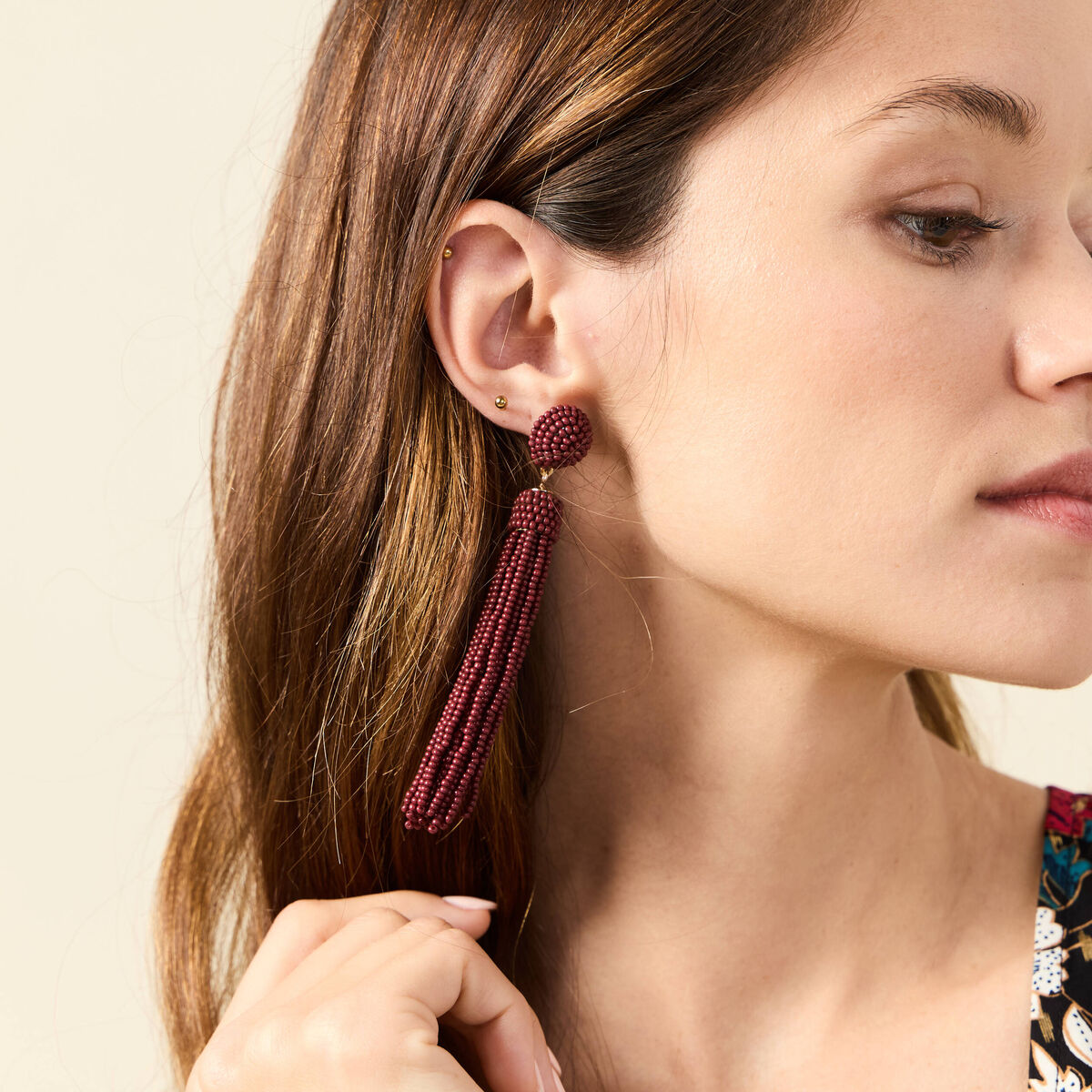 Boucles d'oreilles pendantes bordeaux femme