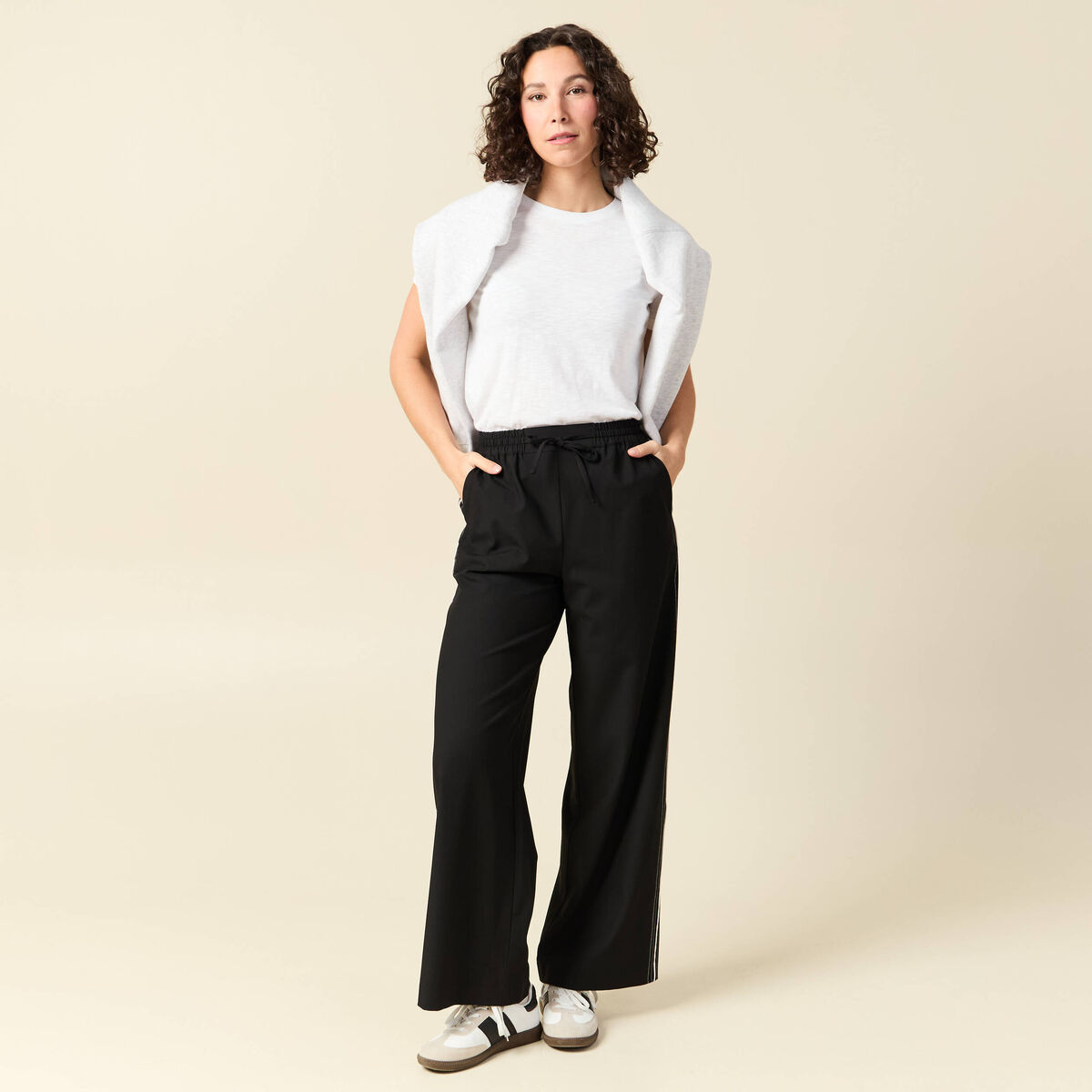 Pantalon taille haute fluide noir femme