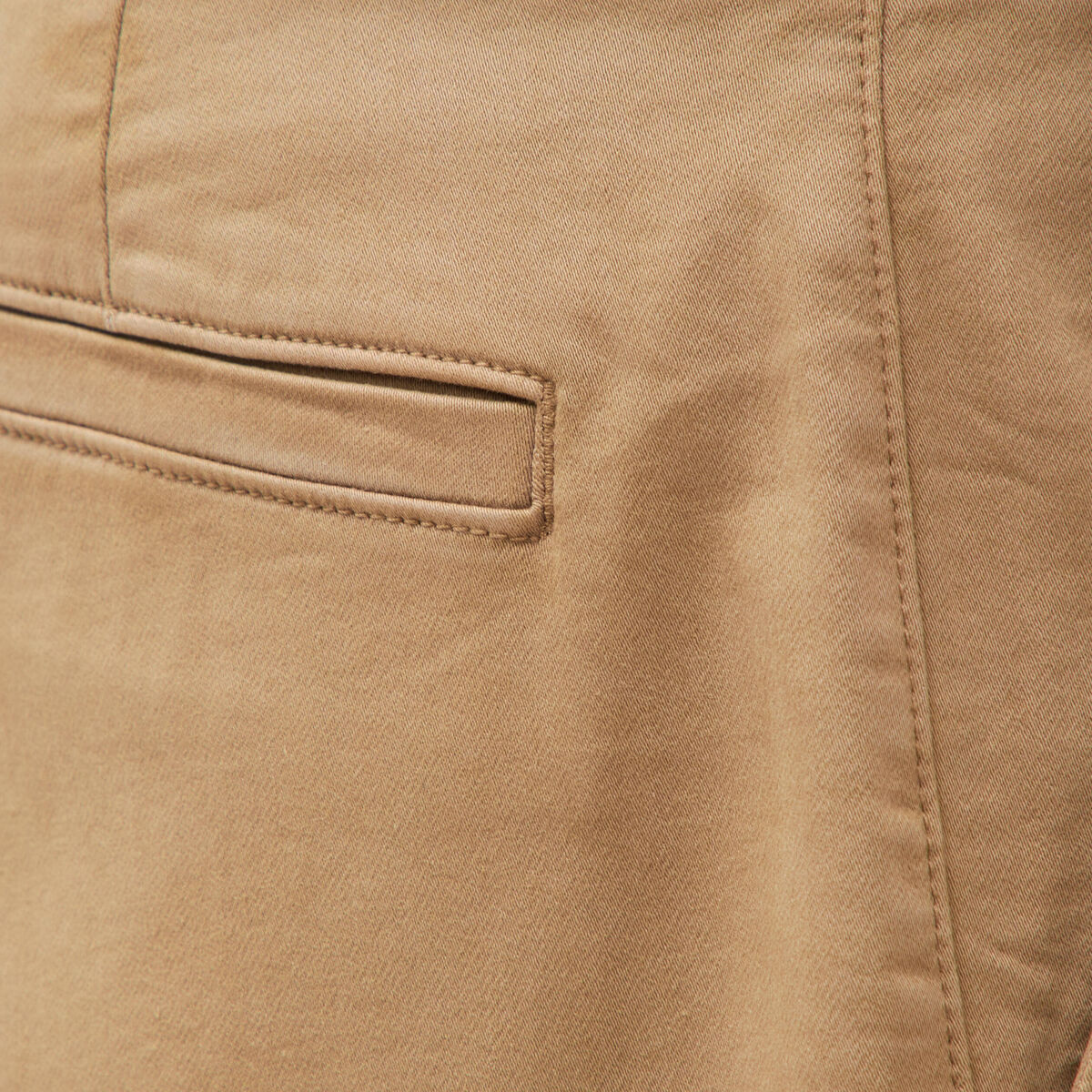 Pantalon battle bas resserr&eacute; vert kaki homme