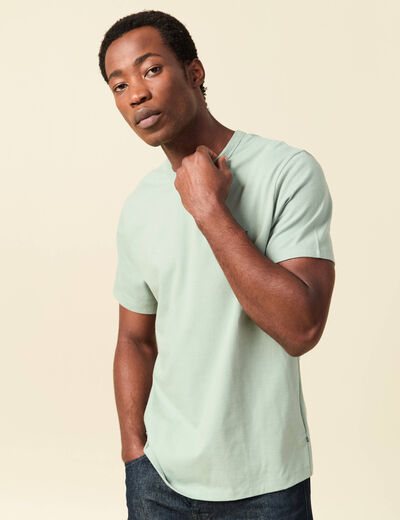 T-shirt col rond manches courtes brod&eacute; vert pastel homme