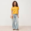 T-shirt droit col rond brod&eacute; en coton jaune or femme