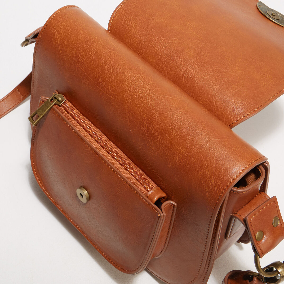 Sac besace marron femme