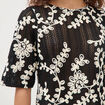 T-shirt brod&eacute; col rond manches 3/4 noir femme