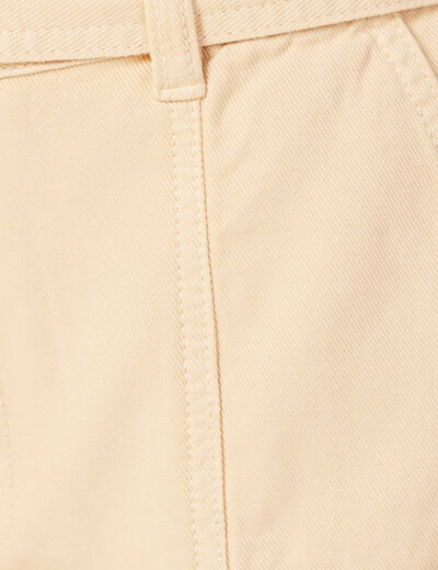 Short cargo fluide ceinturé creme femme