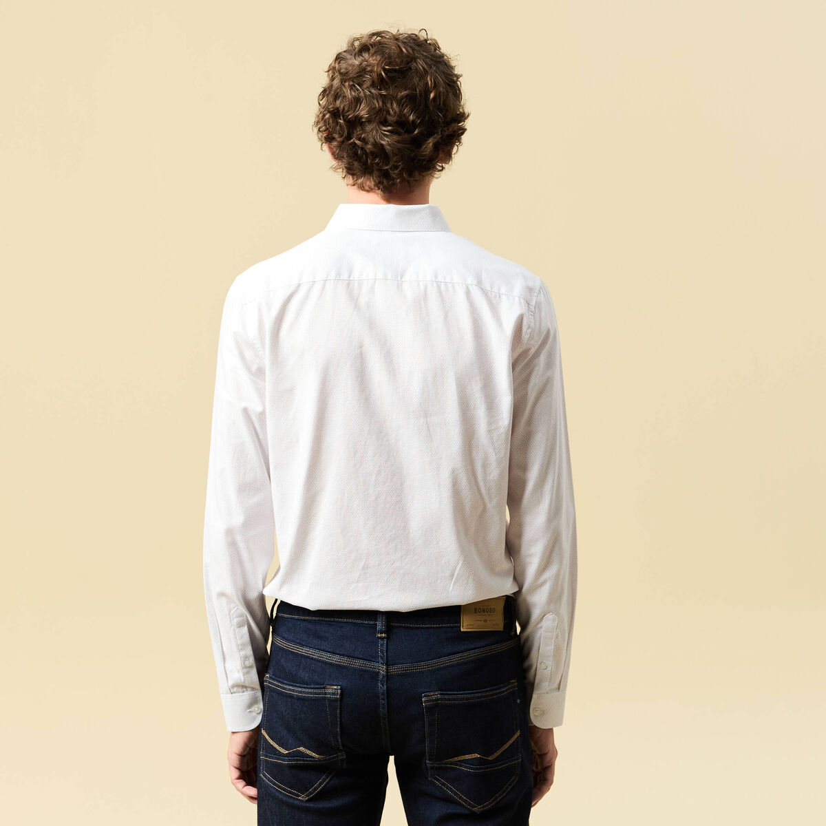 Chemise cintr&eacute;e en coton manches longues blanc homme