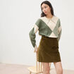 Jupe droite courte en velours vert olive femme