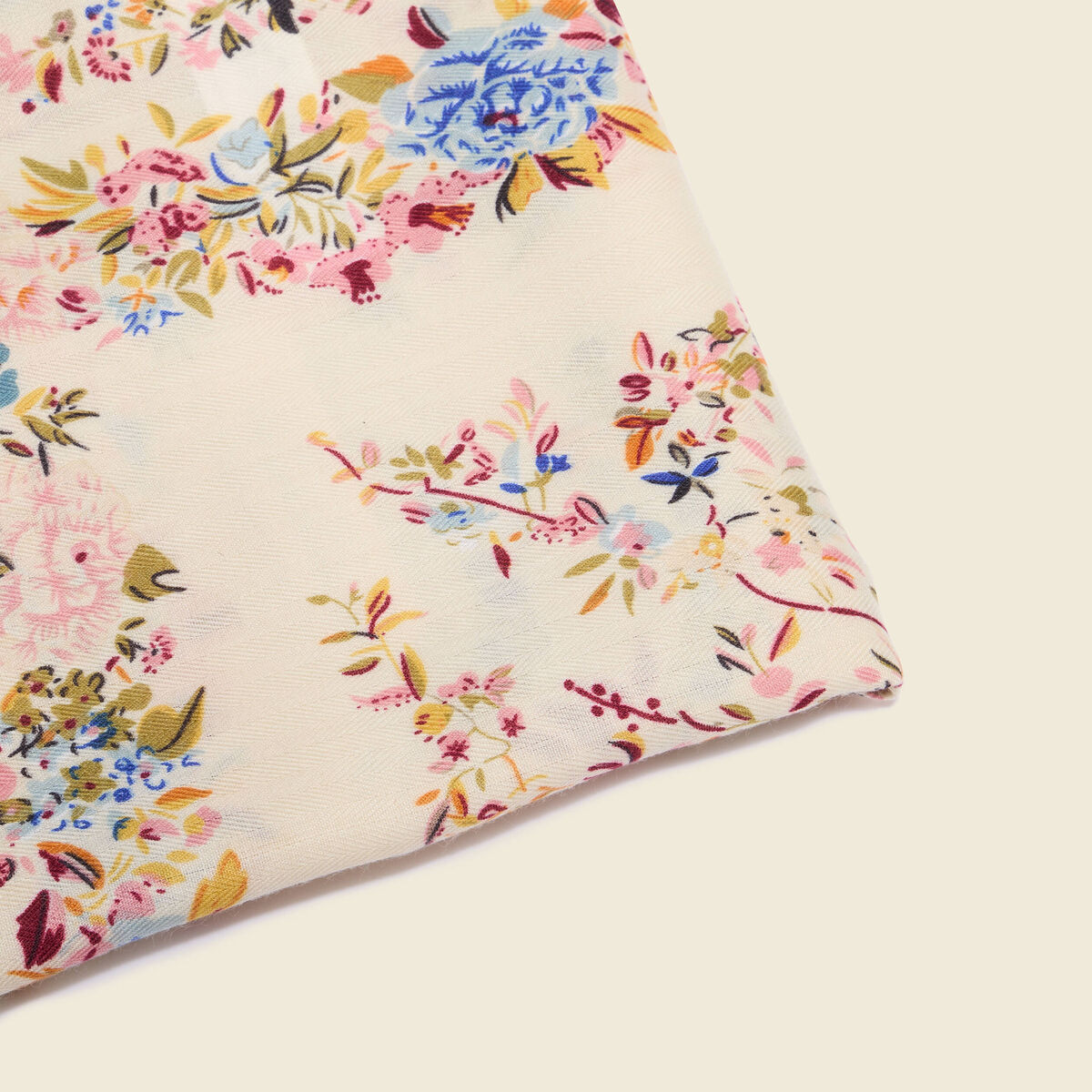Foulard satin&eacute; ecru femme