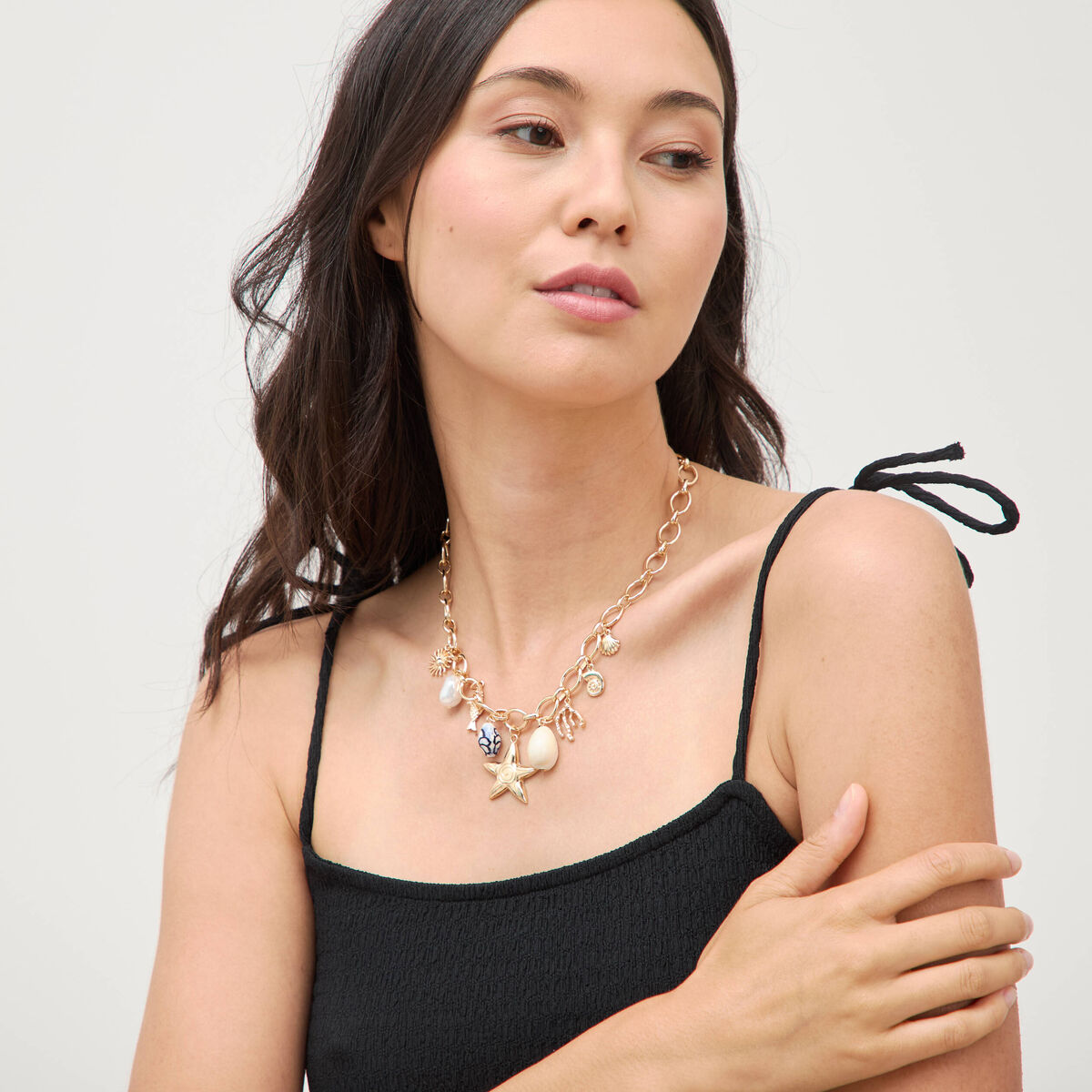 Collier couleur or femme
