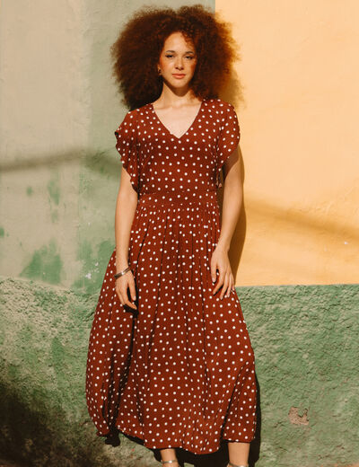 Robe longue &eacute;vas&eacute;e col v manches courtes marron cognac femme