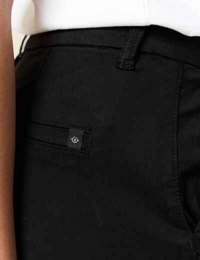 Short chino éco-responsable noir femme