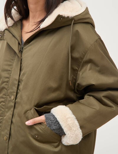 Parka oversize courte &agrave; capuche vert kaki femme