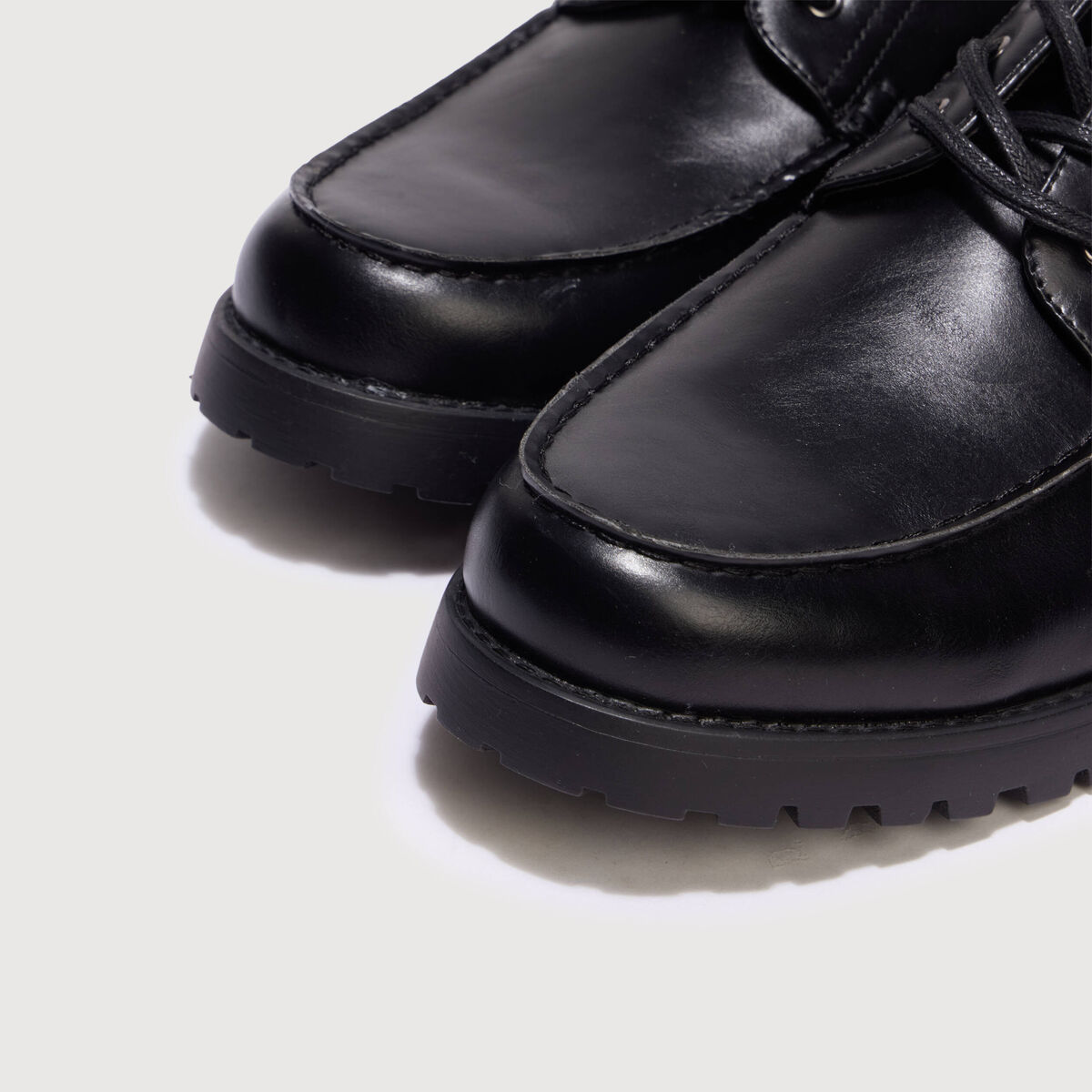 Mocassins &agrave; lacets noir homme
