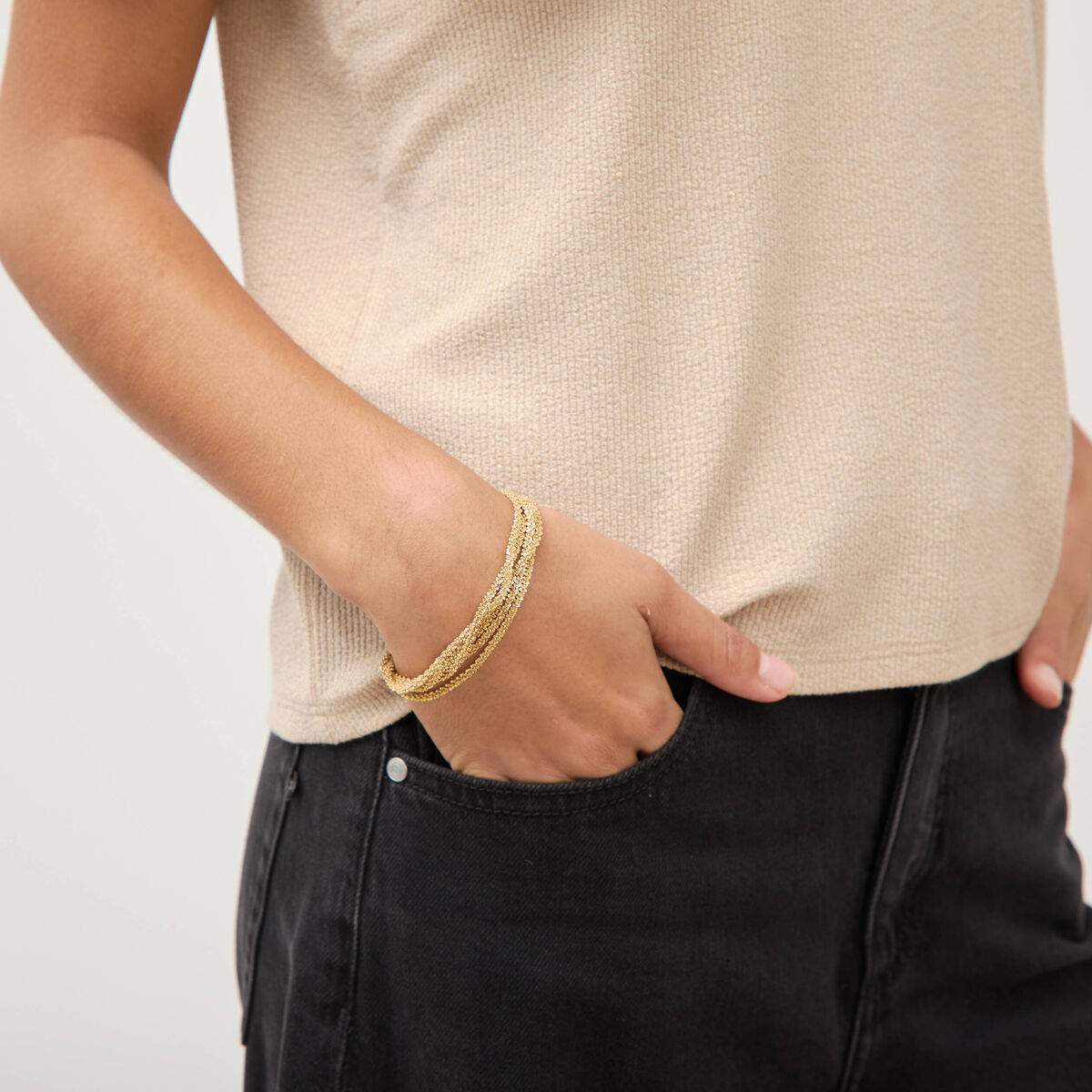 Bracelet avec cha&icirc;ne couleur or femme