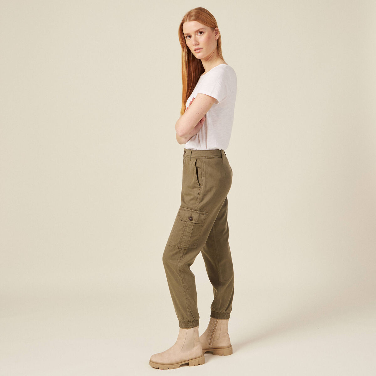 Pantalon éco-responsable vert kaki femme