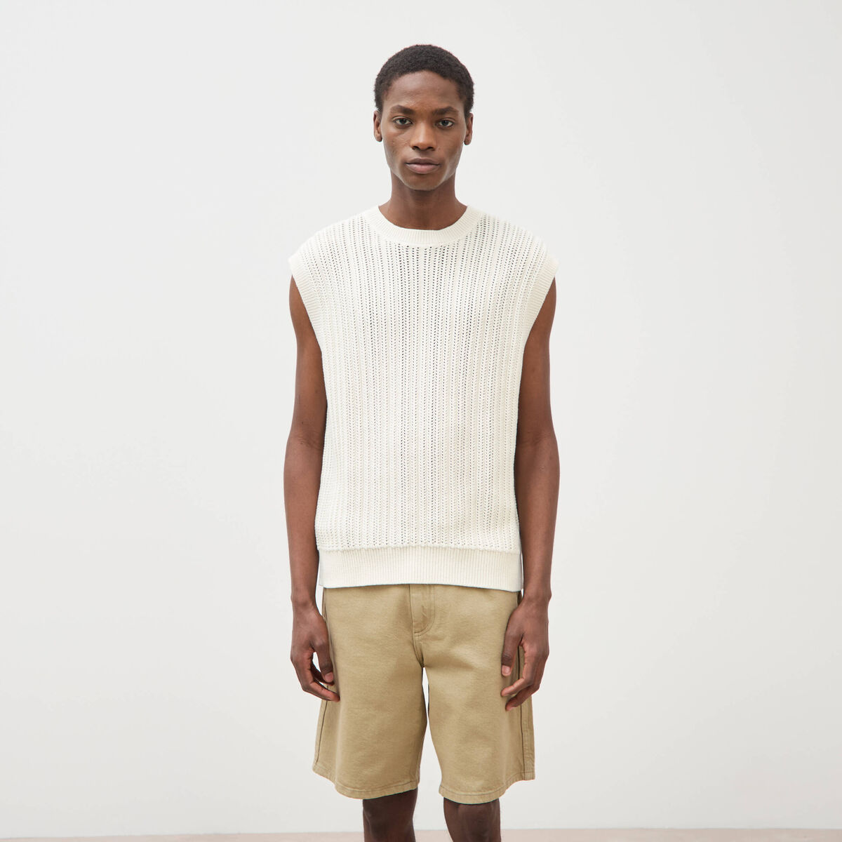 Pull sans manches col rond en coton ecru homme
