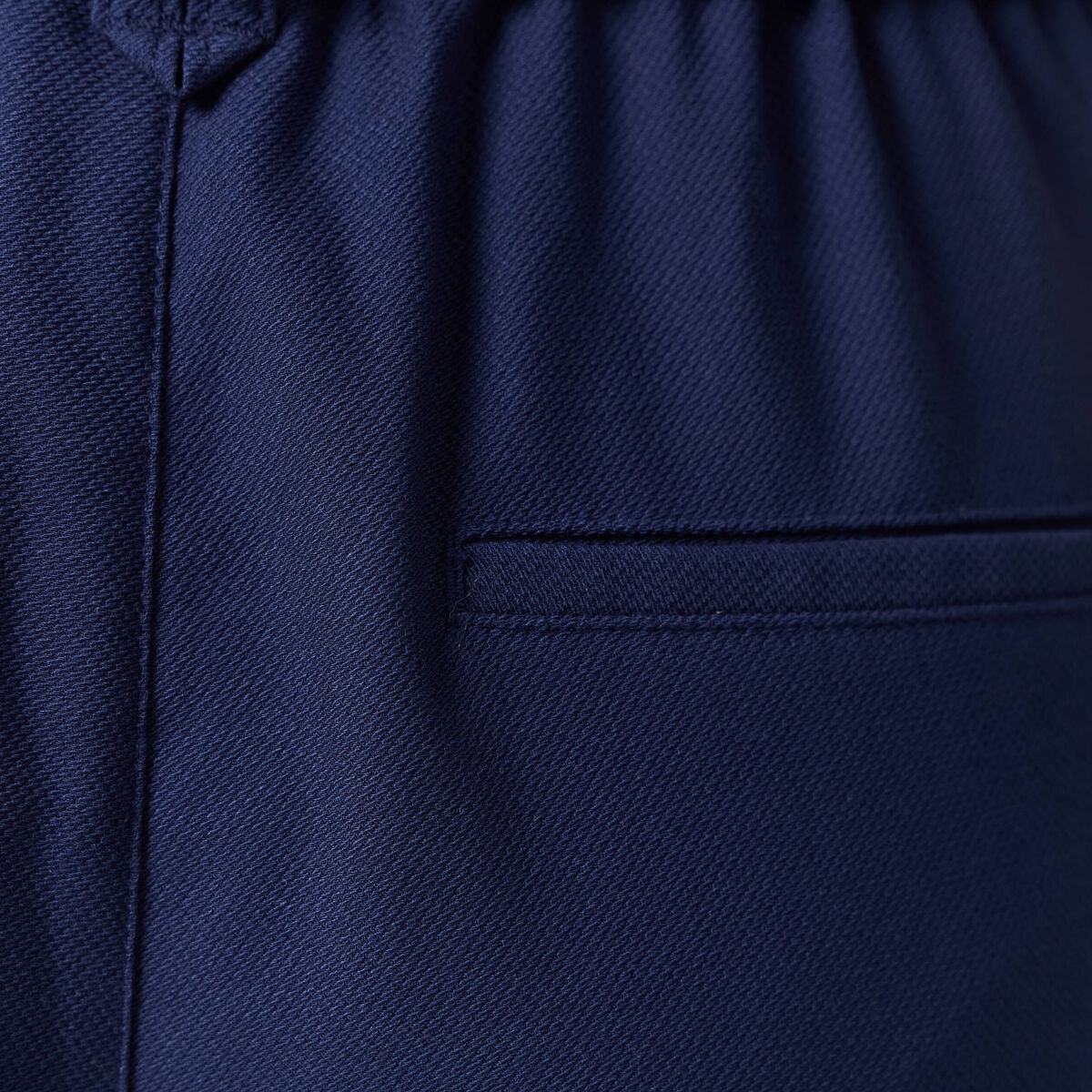 Pantalon city large à pinces bleu marine femme