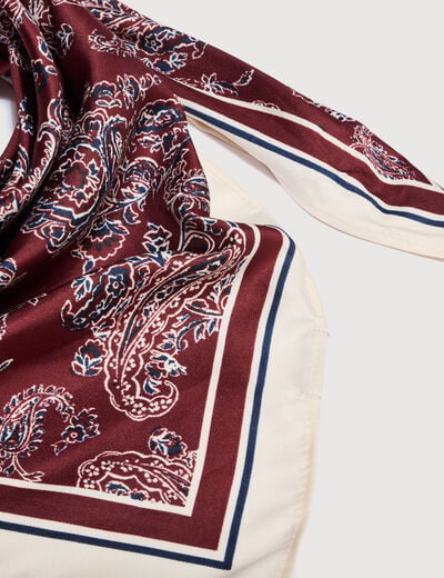 Foulard satin&eacute; bordeaux femme