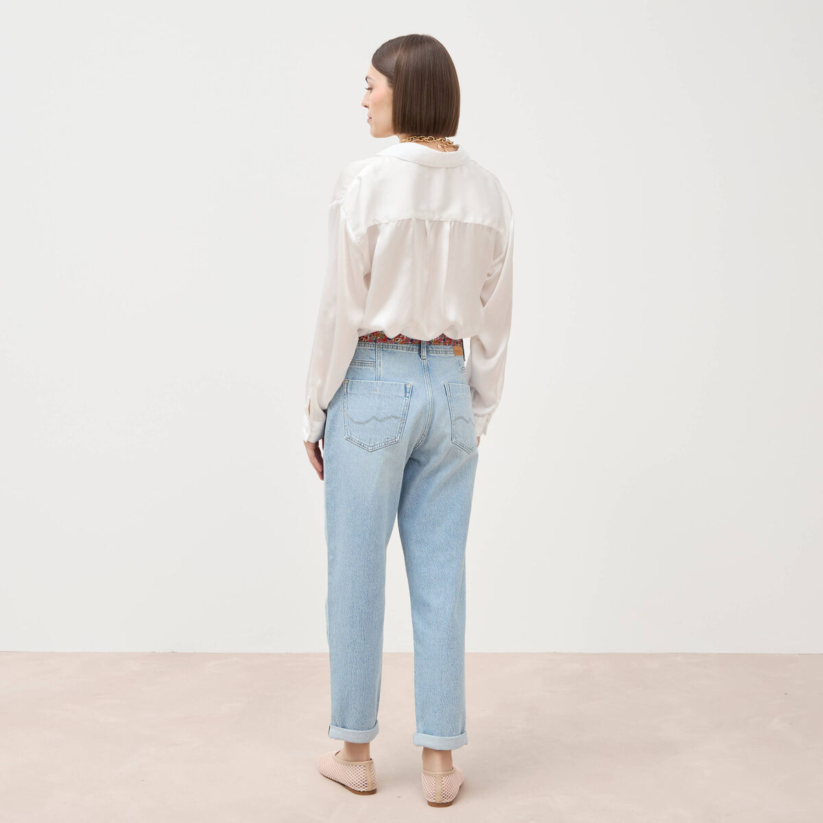 Jeans mom ceinture foulard denim bleach femme