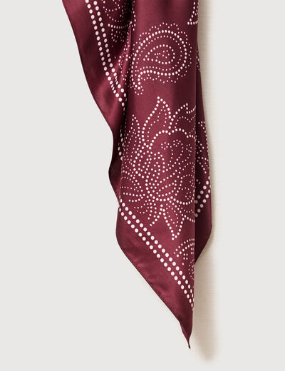 Foulard satin&eacute; bordeaux femme