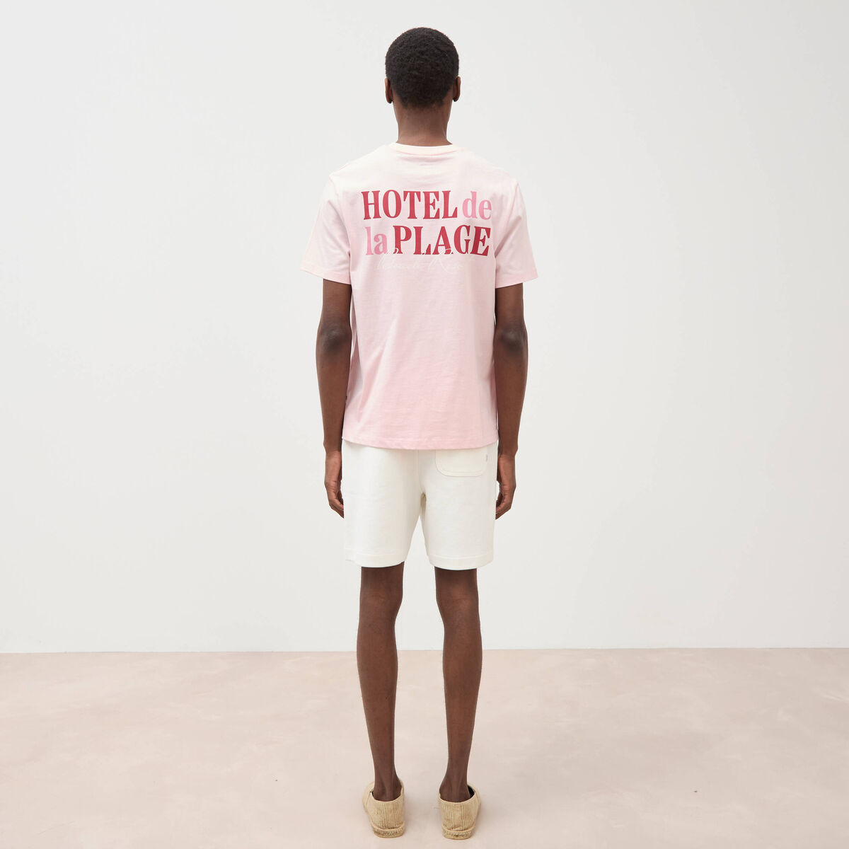 T-shirt droit en coton col rond rose poudr&eacute;e homme