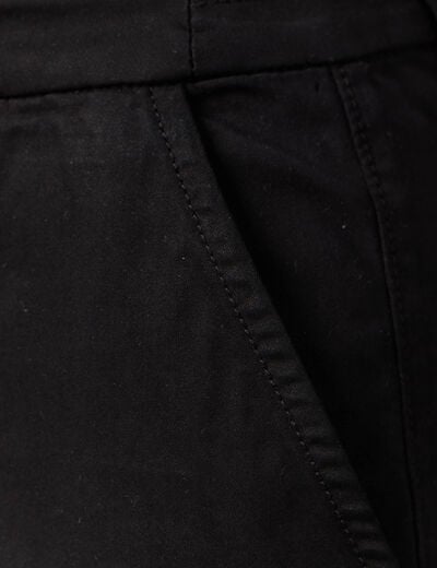 Short taille standard noir femme