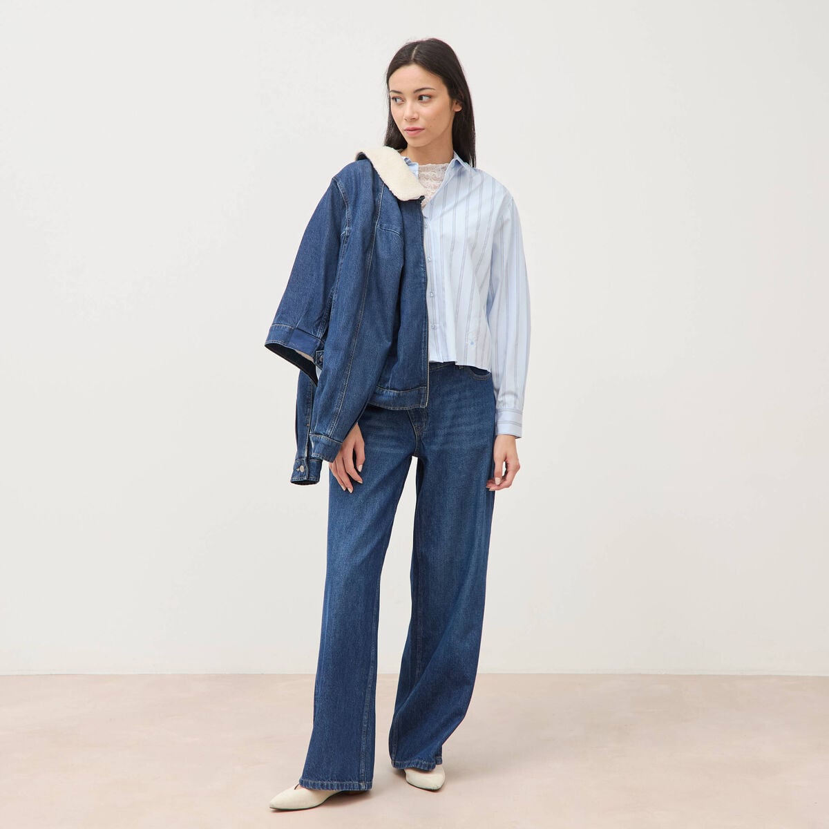 Chemise droite manches longues ray&eacute;e bleu clair femme