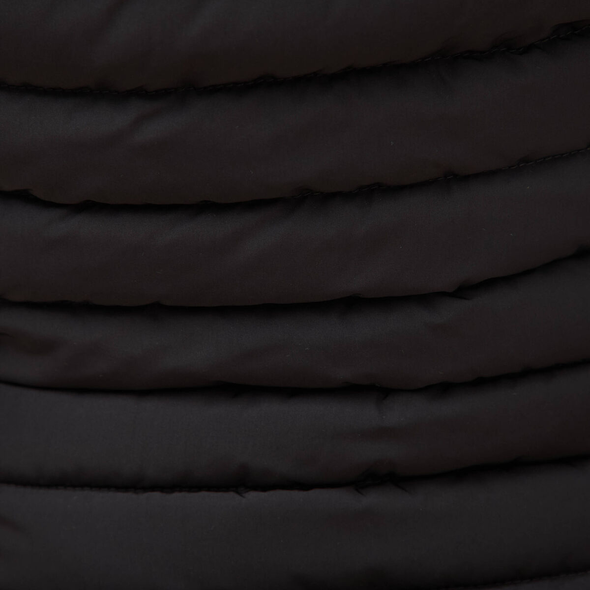 Doudoune ajust&eacute;e mi-longue &agrave; capuche noir femme
