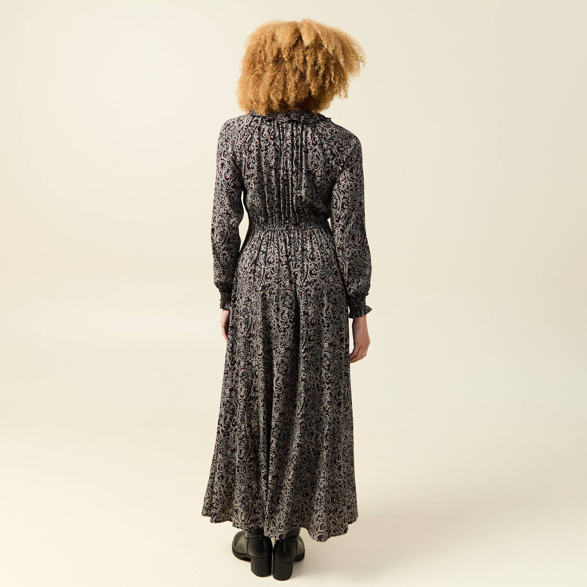Robe manches longues noir femme