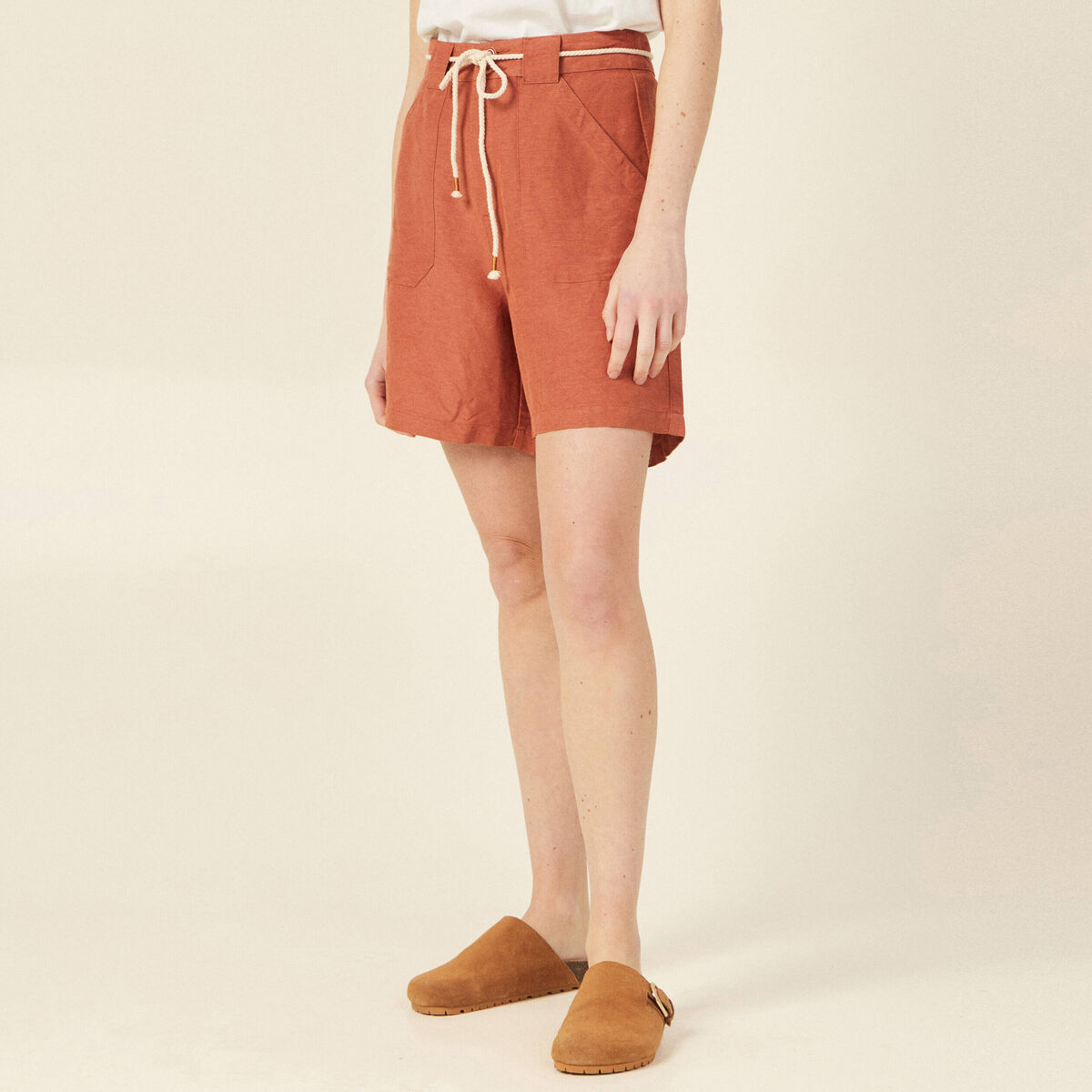 Bermuda large ceinturé orange femme