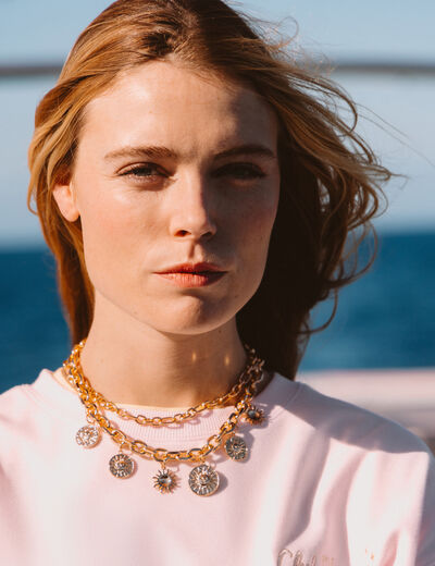 Collier avec cha&icirc;ne couleur or femme
