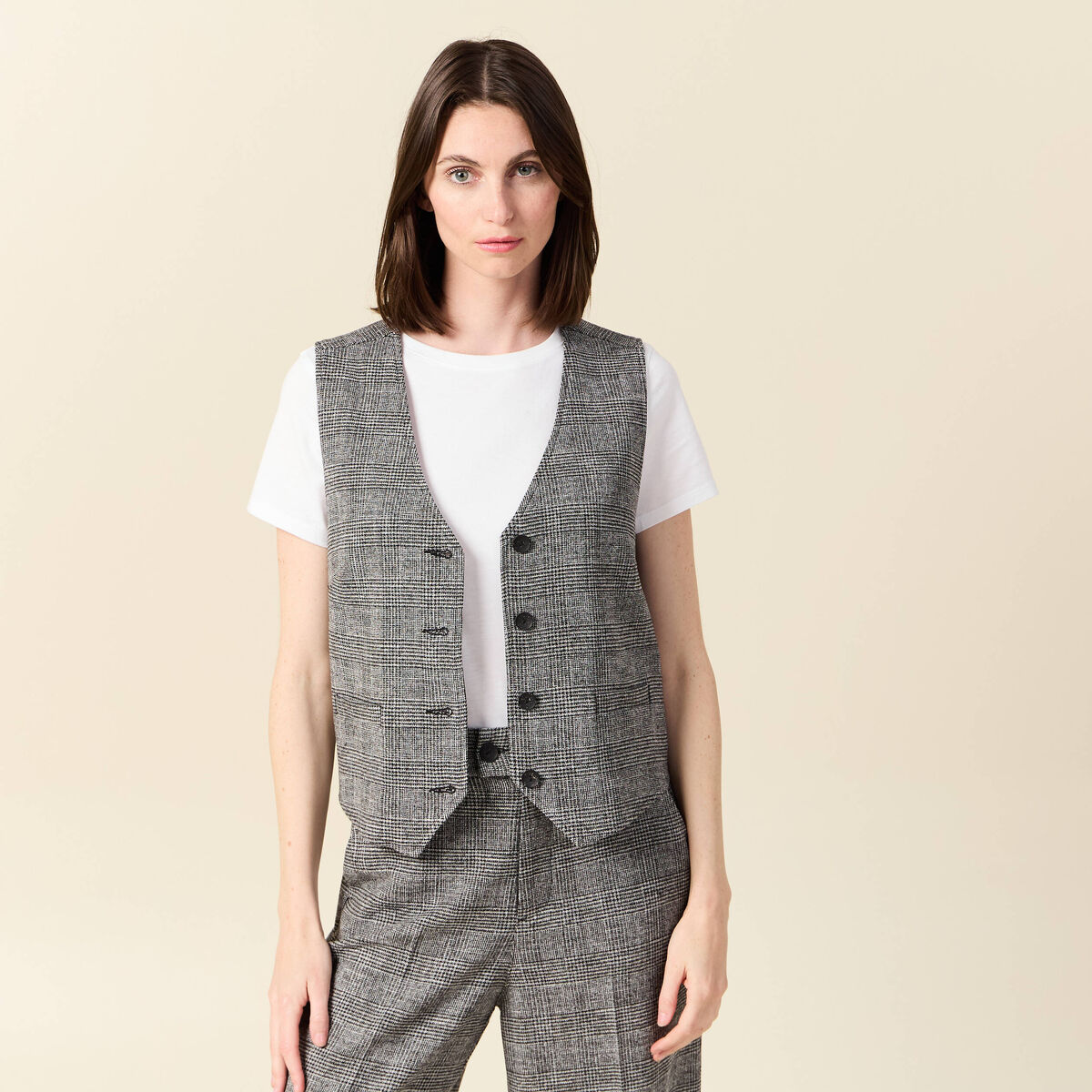 Gilet ajust&eacute; sans manches doubl&eacute; noir femme