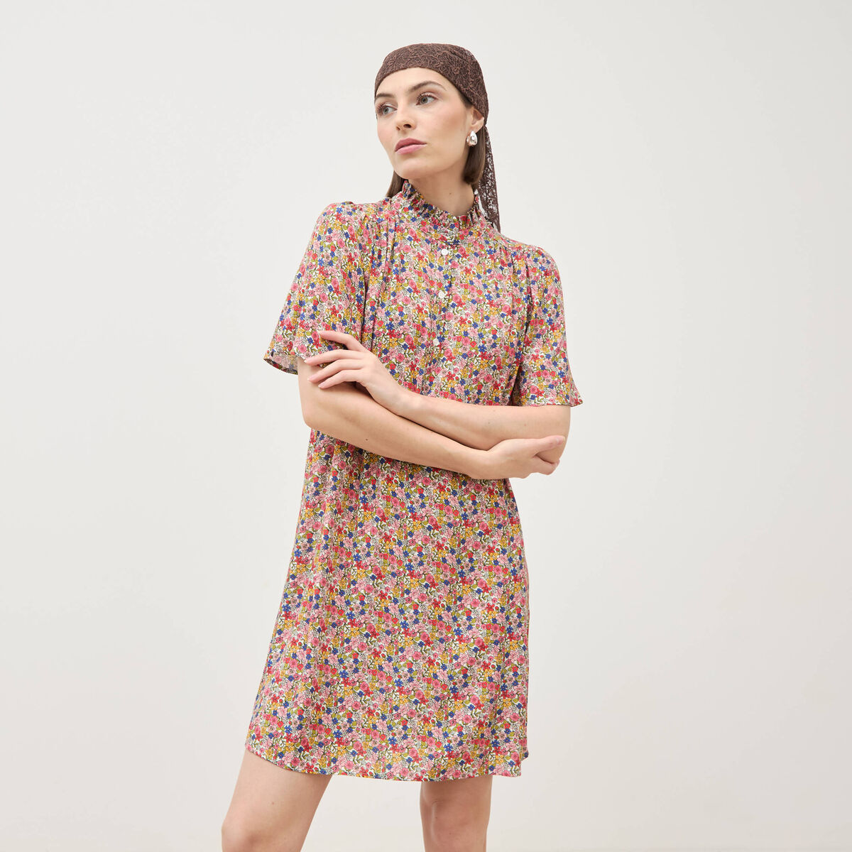 Robe manches courtes col montant multicolore femme