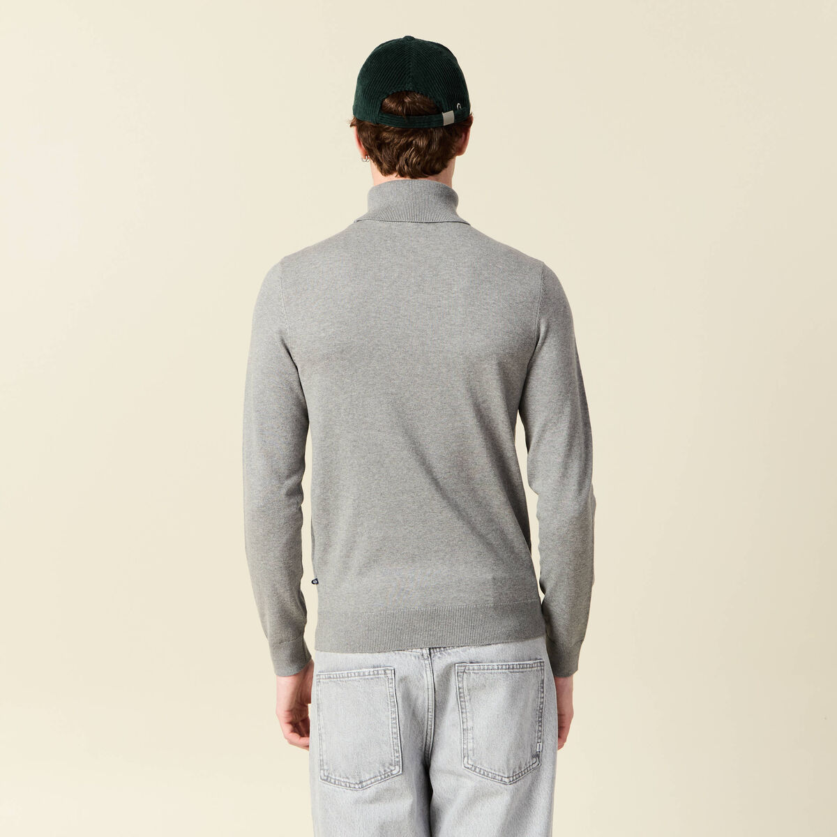 Pull droit court manches longues gris homme