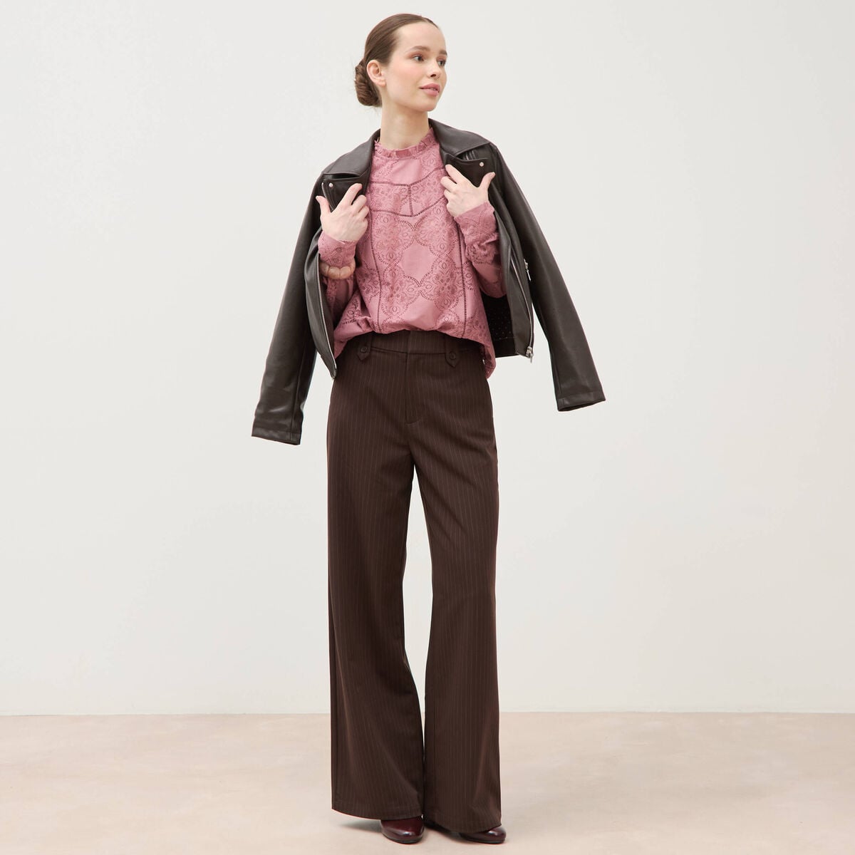 Pantalon large taille haute fluide marron fonc&eacute; femme
