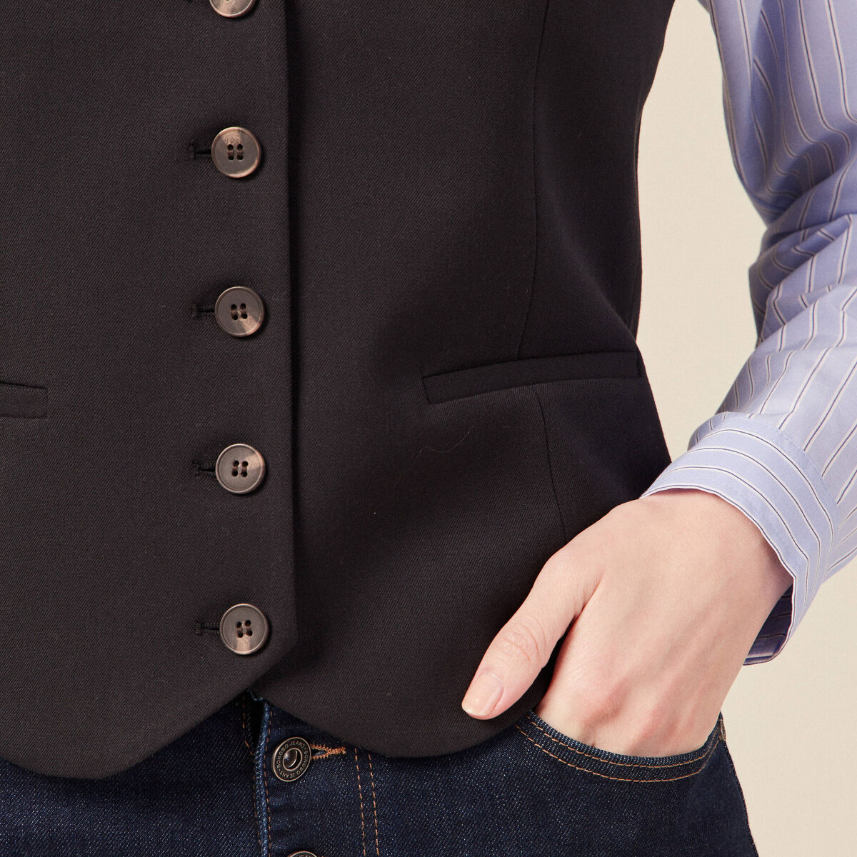 Veston boutonné noir femme