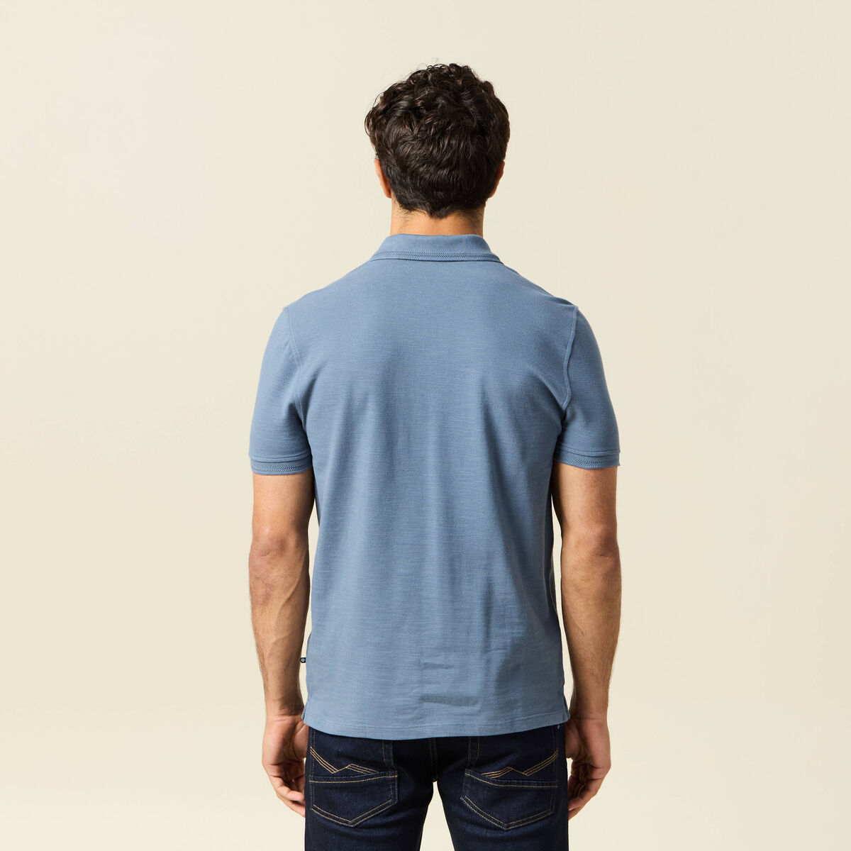 Polo cintré manches courtes en coton bleu foncé homme