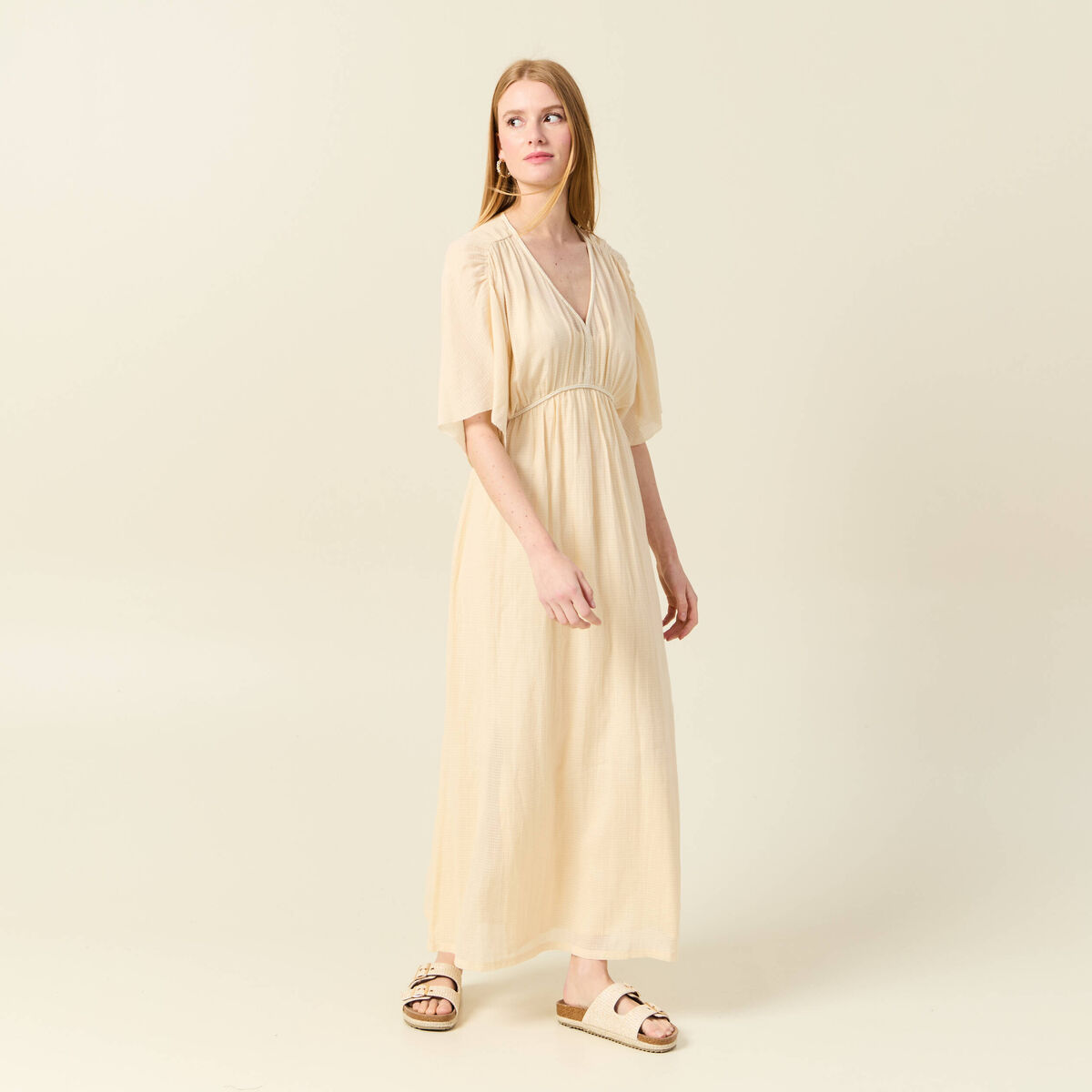 Robe longue empire col en V creme femme