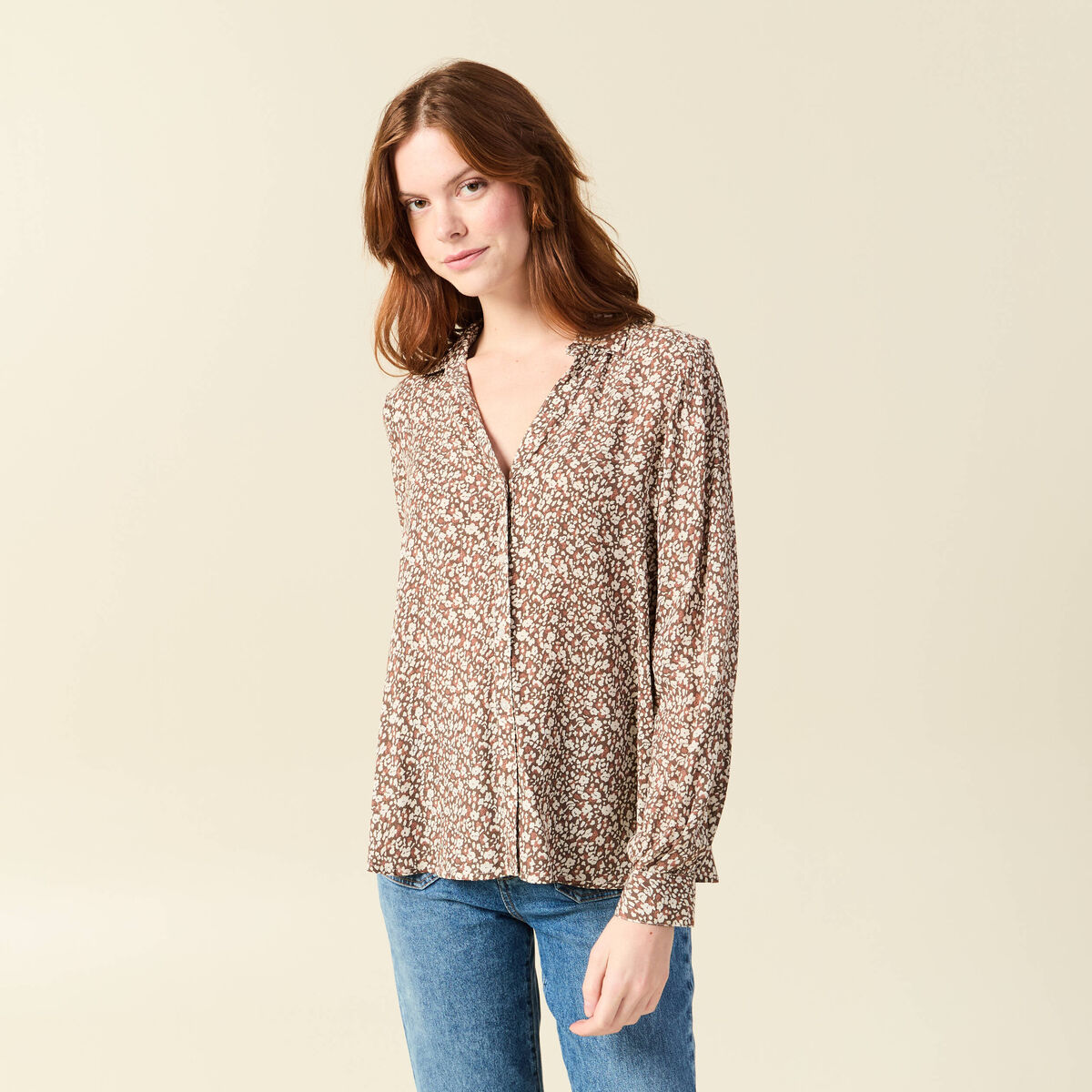 Blouse droite courte manches longues marron femme